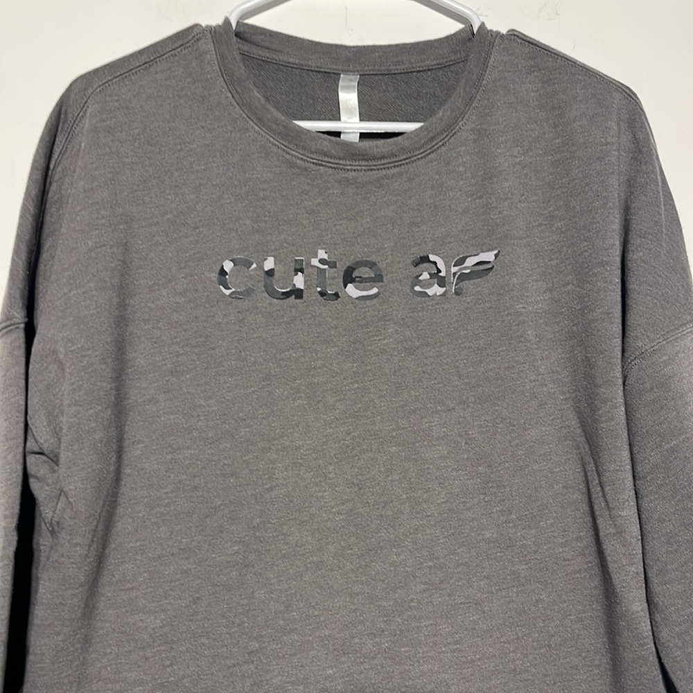 Fabletics Dark Grey Cute Af Camo Detail Crewneck Pullover Sweatshirt Size Small - Picture 3 of 7